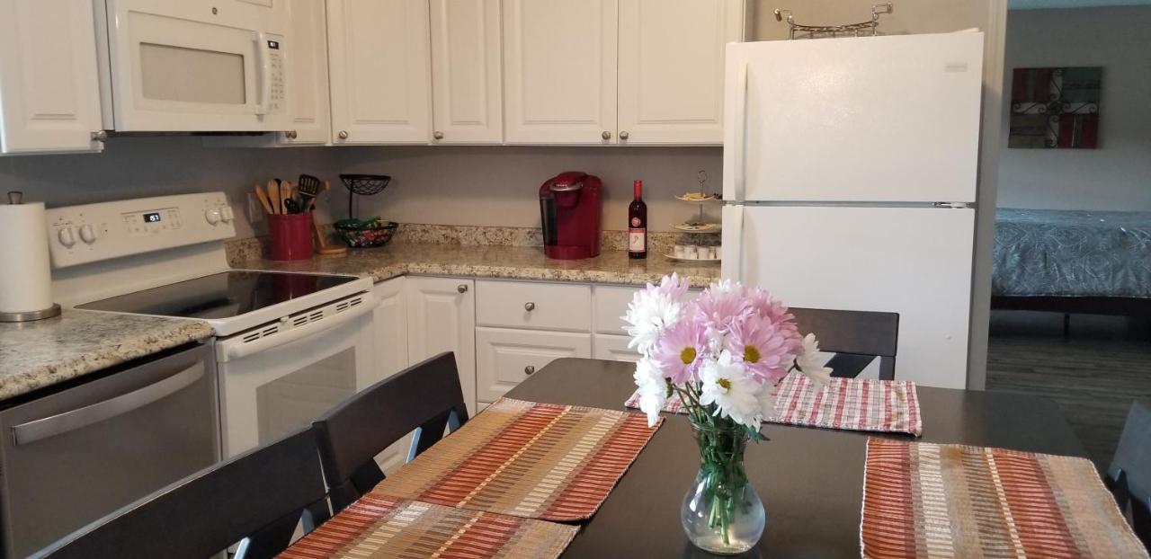 Lakehouse Has Spectacular View Plus Easy Access! Rogers Esterno foto