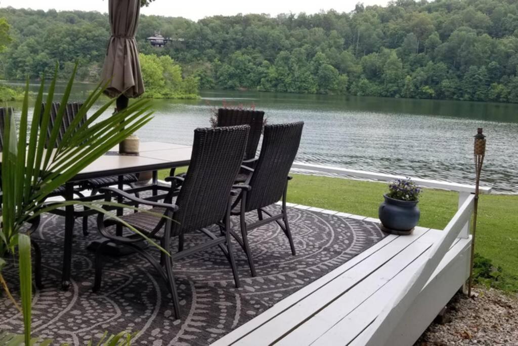 Lakehouse Has Spectacular View Plus Easy Access! Rogers Esterno foto